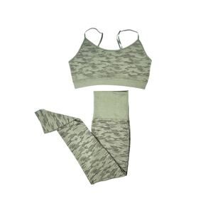 Star & Ivy Green Camo Activewear Set - Size Large